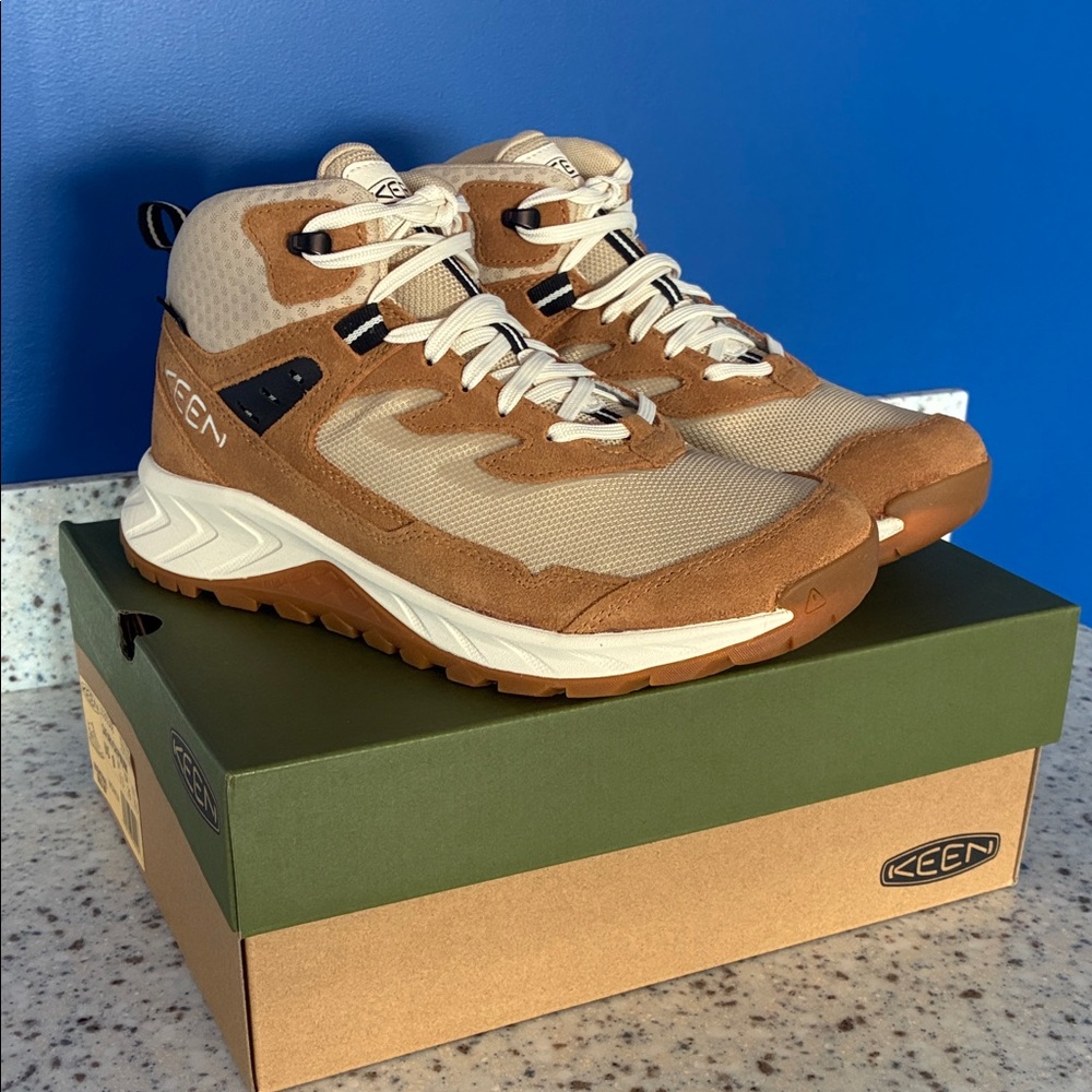Keen Women's Tan and Cream Mid-Top Trail Sneakers